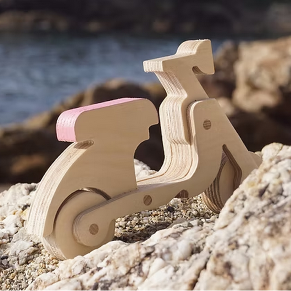 Jouet en bois à construire MANUFACTURE EN FAMILLE Mon joli scooter DIY