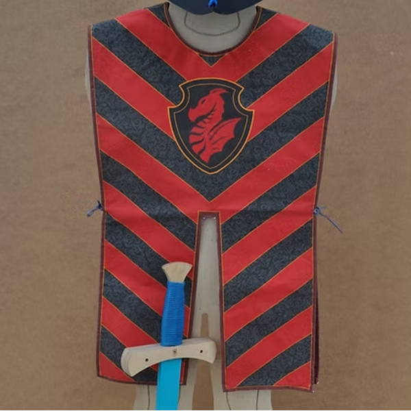 Jouet en bois à construire MANUFACTURE EN FAMILLE Le tabard de chevalier (dragon) DIY