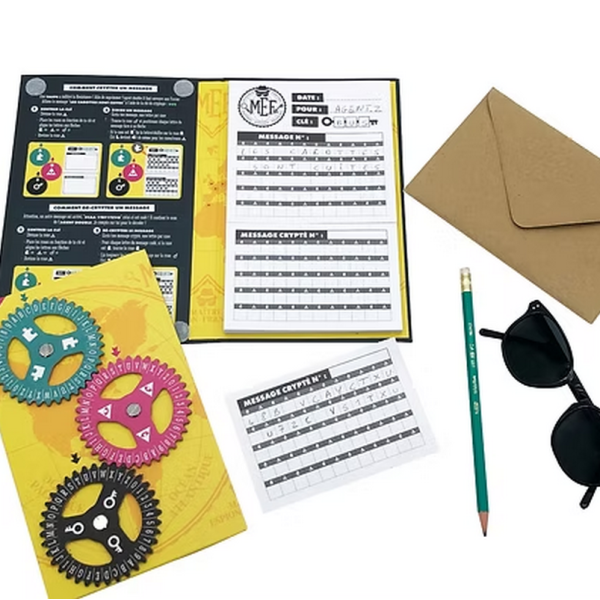 Jeu Enigma Code MANUFACTURE EN FAMILLE Carnet Crypteur