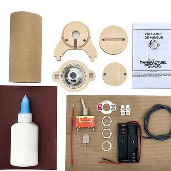 Jouet en bois à construire MANUFACTURE EN FAMILLE Ma lampe de mineur DIY