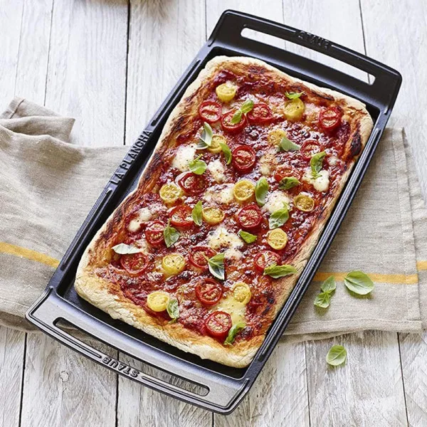 Plancha STAUB en fonte 38cm noir brillant
