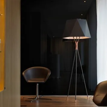 Lampadaire Solitaire CVL - 2 tailles plusieurs finitions