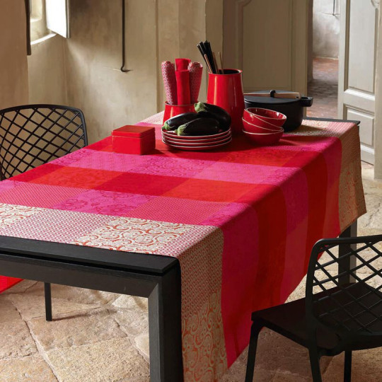 Nappe enduite LE JACQUARD FRANCAIS Fleurs de Kyoto  - 3 coloris