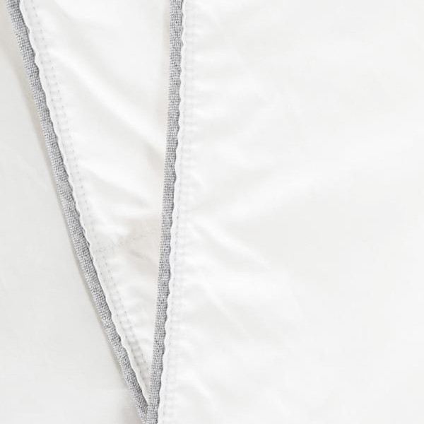 Couette Pyrenex Accous légère 80g/m2 été canard Legend 1859 - 6 tailles