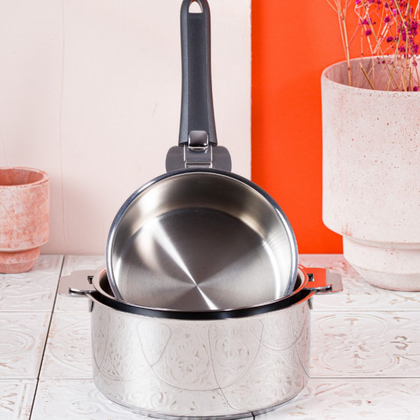 Batterie Cristel Mutine Evolution 3 casseroles + 1 poignée amovible - 6 coloris