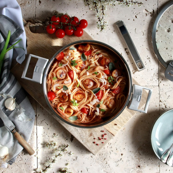 Sauteuse en inox Cristel Strate amovible - 6 tailles