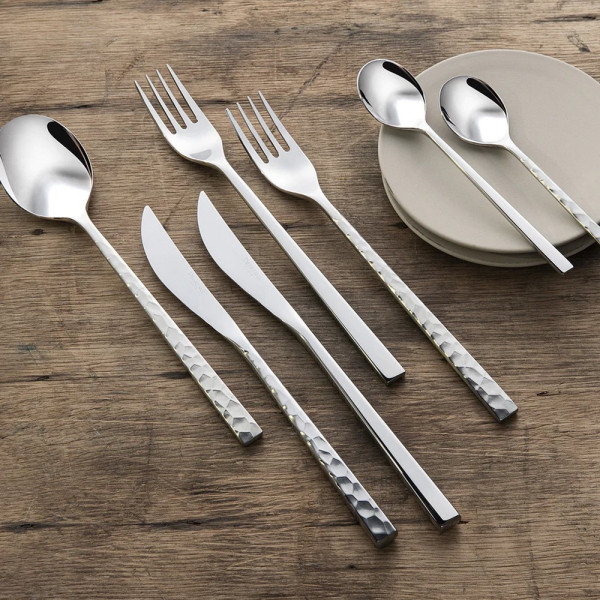 24 couverts Fuse Martelé Inox DEGRENNE