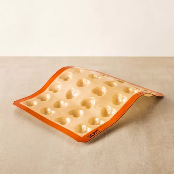 Moule à gâteau 28 mini coeurs SILPAT en silicone 40x30cm