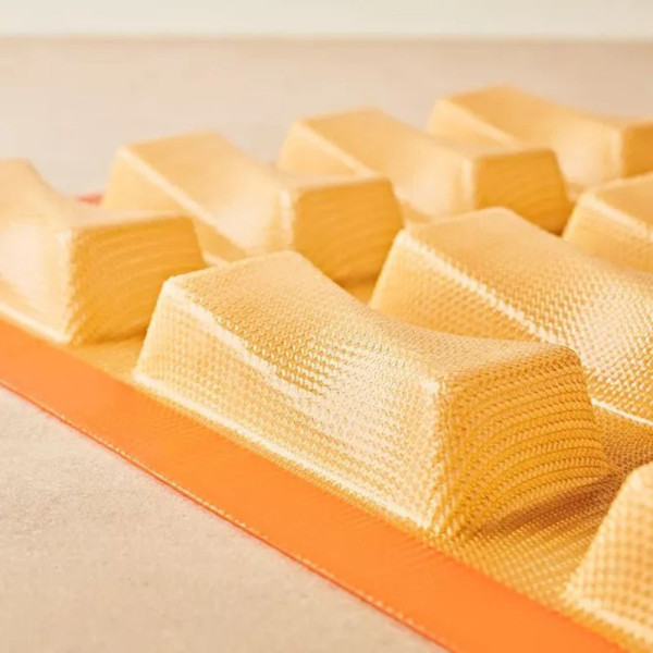 Moule à gâteau 12 barres torsadées SILPAT en silicone 40x30cm