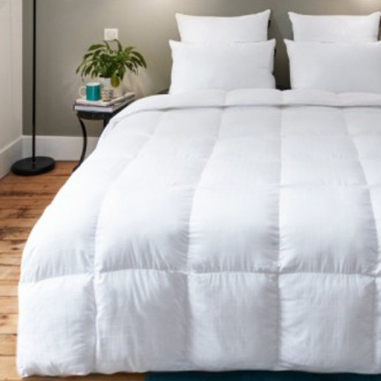 Couette Fjord LESTRA anti-acariens 240x220cm 450g/m2