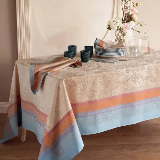 Nappe Isaphire Garnier Thiebaut 174x174cm - 2 coloris